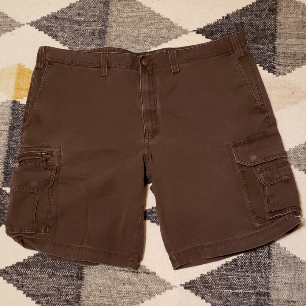 Eddie Bauer cargo shorts